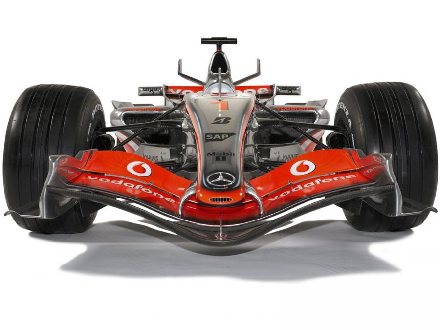  McLaren Mercedes-Benz MP4-22 2007 года  (фото 14 из 16)